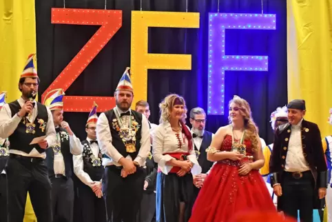 Die Zweibrücker Fasenachts-Freunde (hier bei der Prunksitzung 2019) organisieren die Rundfahrt.