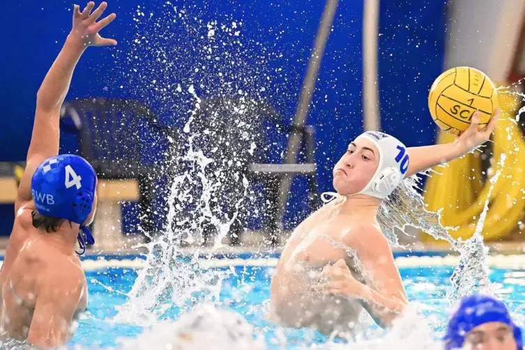 Matteo Ananias (hier am Samstag im U18-Spiel gegen Bochum) wurde erstmals im SCN-Männerteam eingesetzt. 