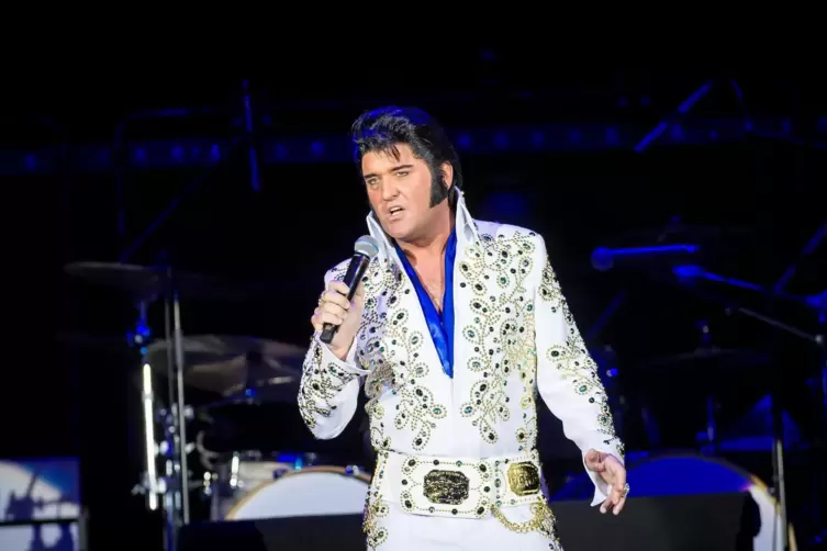Das Musical ist gespickt mit zahlreichen Elvis-Hits. Auch dessen Gospelsongs kommen nicht zu kurz.