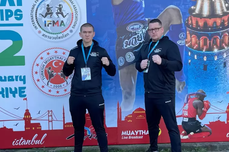 Manuel Aman (links) und sein Trainer Markus Klimscha bei der EM in Istanbul. 