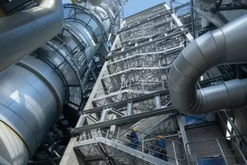 Die BASF zählte an ihrem Standort Ludwigshafen Ende vergangenen Jahres 38.371 Mitarbeiter. 