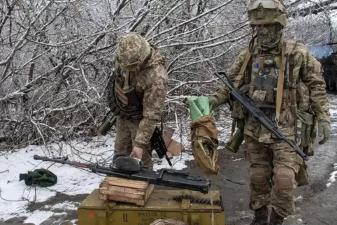 Ukrainische Truppen in der Region Charkiw. Die zweitgrößte Stadt der Ukraine wurde am Sonntag offenbar von den Russen eingenomme