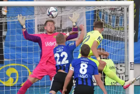 Hat den Virus „gefangen“: Torhüter Daniel Batz kann erstmals seit seinem Wechsel zum 1. FC Saarbrücken im Sommer 2017 nicht spie