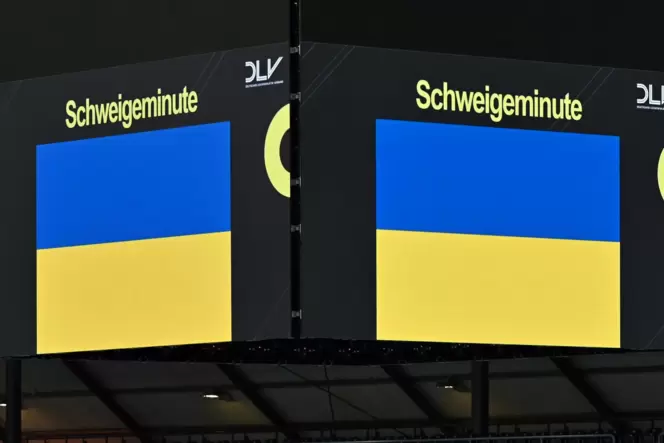 Der Verband begann den zweiten DM-Tatg mit einer Schweigeminute für die Kriegsopfer.