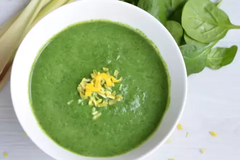 Wer mit Tiefkühlspinat von Frosta so eine Suppe zubereitet, kann ziemlich sicher sein: Das Gemüse stammt aus der Gegend um Boben