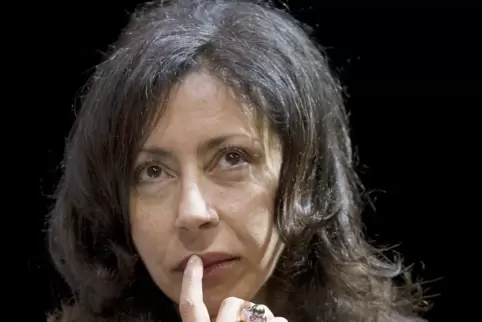 Yasmina Reza lässt in ihrem neuen Roman eine jüdische Familie aus Paris nach Auschwitz reisen – die Kritik schwankt zwischen „fa