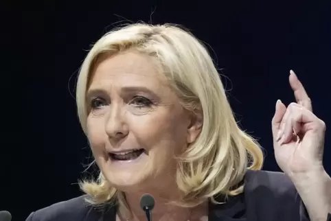 Inszenierte sich als Putin-Verbündete: Marine Le Pen. 