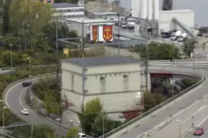 Seine Tage sind gezählt: Der „Würfelbunker“ in Ludwigshafen soll beim Stadtumbau weichen. Als Schutzraum dient er schon lange ni Seine Tage sind gezählt: Der „Würfelbunker“ in Ludwigshafen soll beim Stadtumbau weichen. Als Schutzraum dient er schon lange ni
