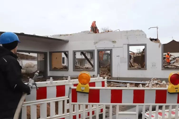 Mitte Februar wurde der Geb&auml;udekjomplex abgerissen. 