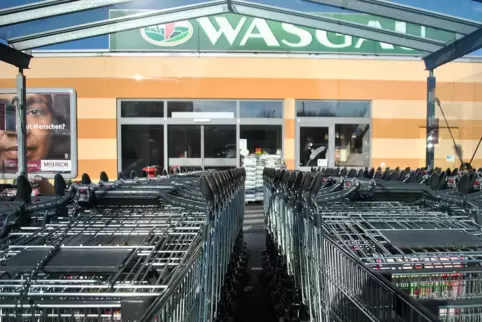 Der Wasgau Frischemarkt Husterhöhe ist in die Jahre gekommen und wird daher generalsaniert. Allerdings steht noch kein genauer T