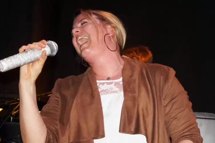 Tina Skolik bei einem Auftritt im Z1 in Pirmasens im Jahr 2018. 