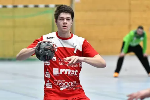Spielmacher Lasse Finck möchte mithelfen, die VTZ vor dem Abstieg aus der Oberliga zu bewahren. Am Sonntag setzt er diese Missio