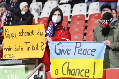 Für die Ukraine: TSV Speyer spendet.
