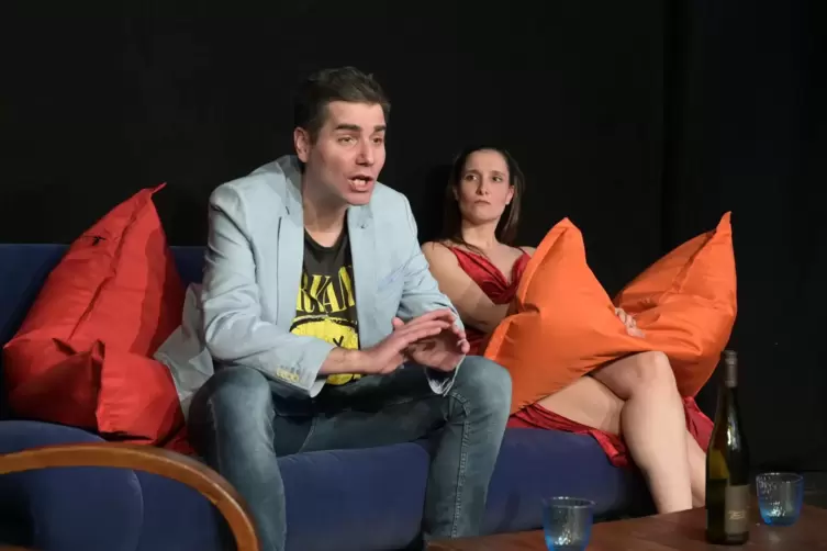 &bdquo;Happy&ldquo;: Szene mit Timo Effler und Daniela Michels.