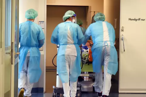 Die Belastung der Kliniken ist geringer als in früheren Wellen. 