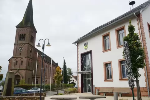 Die Ungeduld im Hermersberger Rathaus wächst: Die Umsetzung großer Bauprojekte zieht sich in die Länge.