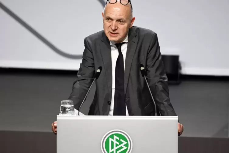 Der neue DFB-Präsident: Bermd Neuendorf. 