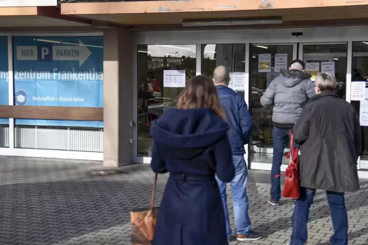 Hinkommen, drankommen: Besucher der Impfstelle in der Mörscher Straße 139 brauchen keinen Termin. 