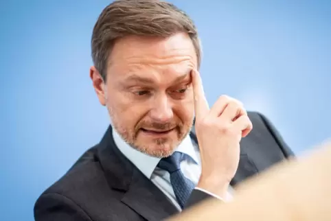 Hat bereits einen „Ergänzungshaushalt“ in noch unbekannter Höhe angekündigt: Finanzminister Christian Lindner (FDP). 