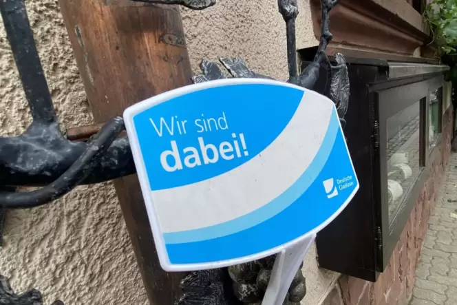 Erst wenn in einem Dorf ein bestimmter Teil der Haushalte auf Glasfaser umsteigen möchten, wird die Deutsche Glasfaser GmbH täti