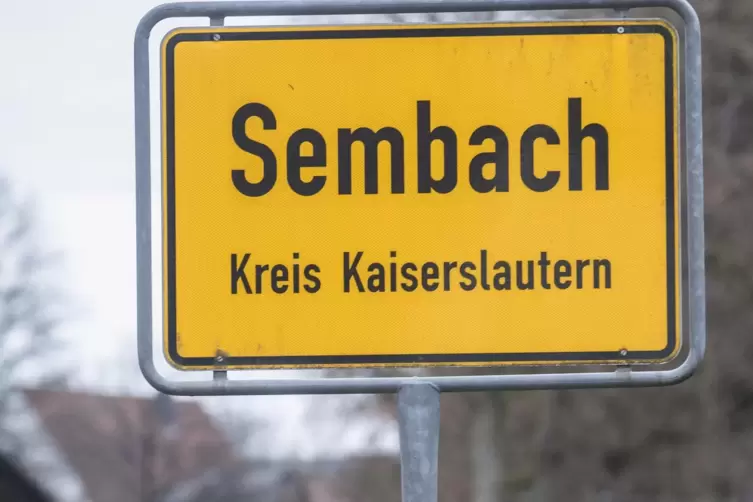 In Sembach gibt es ein Problem mit den oft unhygienischen Begleiterscheinungen, die durch über Nacht parkende Lastwagen hervorge