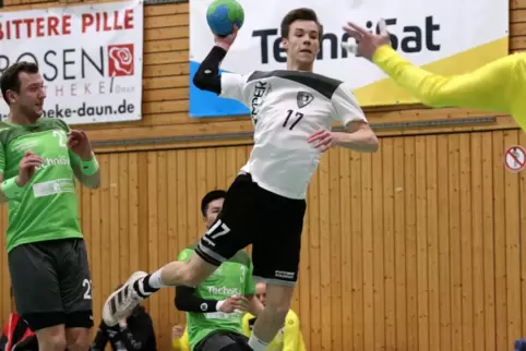 Timo Holstein war mit 16 Treffern der überragende Torschütze für den TuS Dansenberg II in Daun. 
