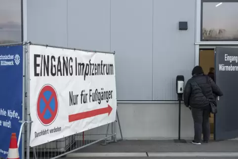Die Türen des Impfzentrum schließen sich bald für immer. 