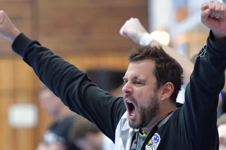 So möchte Haßlochs Trainer Andreas Reckenthäler auch in der Abstiegsrunde jubeln können.