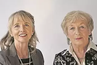 Gabriele Engel (links) und Ursula Klotmann praktizieren als systemische Therapeutinnen in Neustadt.