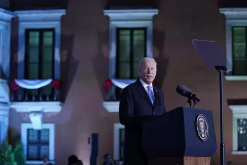Sprach mit Härte und Verachtung für Kremlchef Wladimir Putin: US-Präsident Joe Biden im Warschauer Königsschloss.