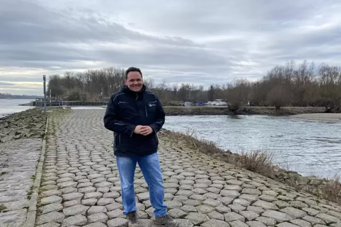 Matthias Schardt am Rhein bei Leimersheim.