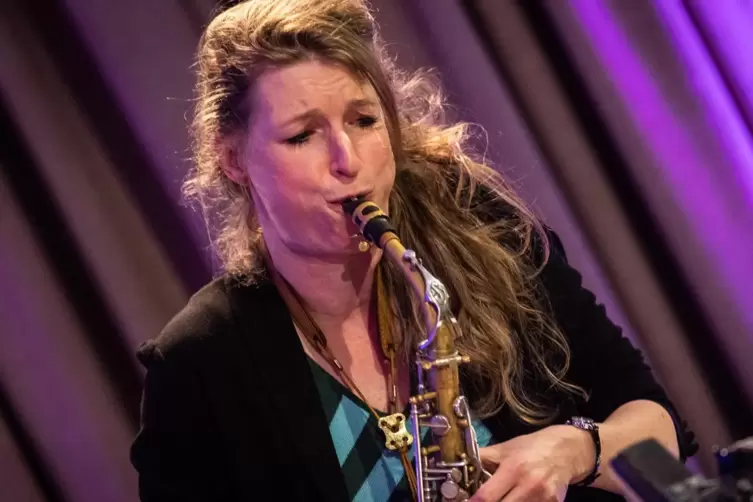 Nicole Johänntgen am Saxophon hatte fast ein Heimspiel. 