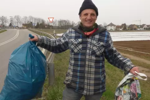 Müll sammeln in Wald und Flur – das macht Karl-Michael Burdan am liebsten schon früh morgens. 