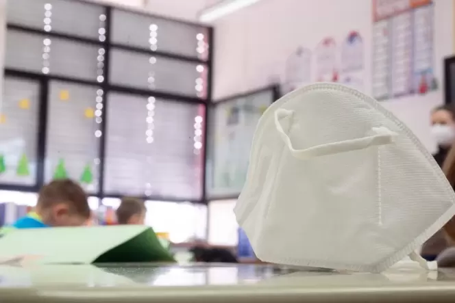 Ab Montag muss die Maske in Schulen nur noch freiwillig getragen werden.