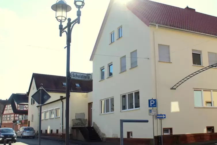 Seit 100 Jahren ortsbildpr&auml;gend: die Hauensteiner Post.