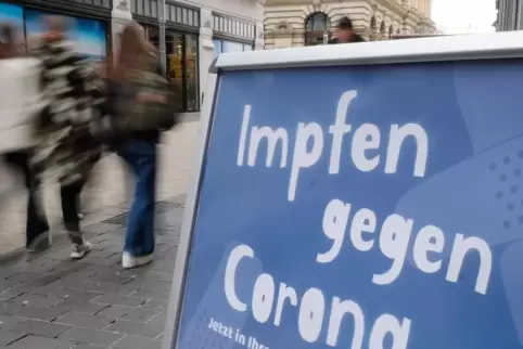 Impfen gegen Corona: Am Donnerstag soll im Bundestag über eine Impfpflicht abgestimmt werden. Noch sind die Mehrheitsverhältniss