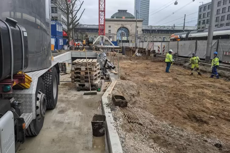 Ab 11. April soll die Tiefgarage unter dem Willy-Brandt-Platz wieder zur Verfügung stehen.