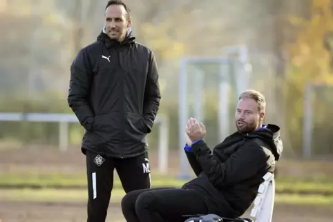 Andreas Brill (rechts) löst nach der Saison Marco Laping als Trainer des Fußball-Oberligisten FC Arminia Ludwigshafen ab.