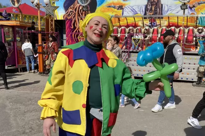 Stammgast auf der Frühjahrsmesse: Clown Klinkinchen. Stammgast auf der Frühjahrsmesse: Clown Klinkinchen.