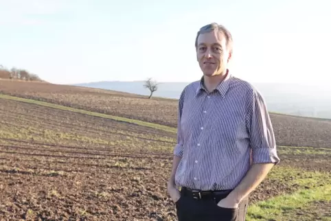 Bürgermeister Thomas Mattern hofft, dass im Herbst die Bagger im Baugebiet „In den Bohngärten“ anrücken können. 