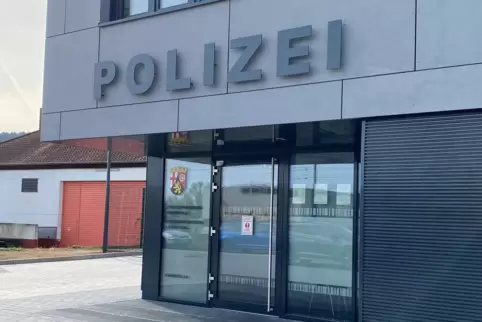 Für 6,6 Millionen Euro hat das Land in Landstuhl eine neue Polizeiinspektion gebaut, die den Beamten mehr Sicherheit, Komfort un