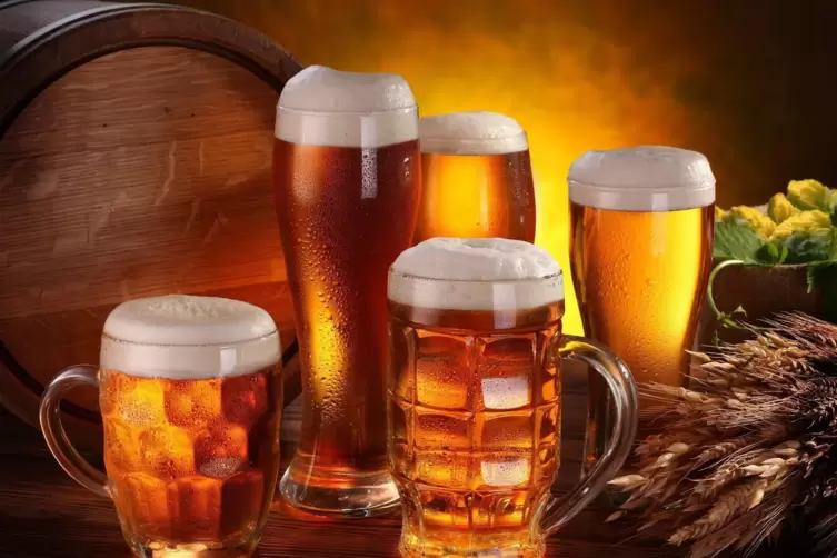Pils, Weizen und Co.: In Deutschland werden pro Jahr und pro Kopf schätzungsweise 100 Liter Bier getrunken.