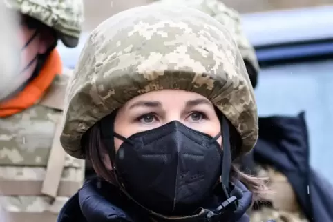 Annalena Baerbock bei m Besuch in der Ukraine – zwei Wochen vor dem Einmarsch der Russen. 