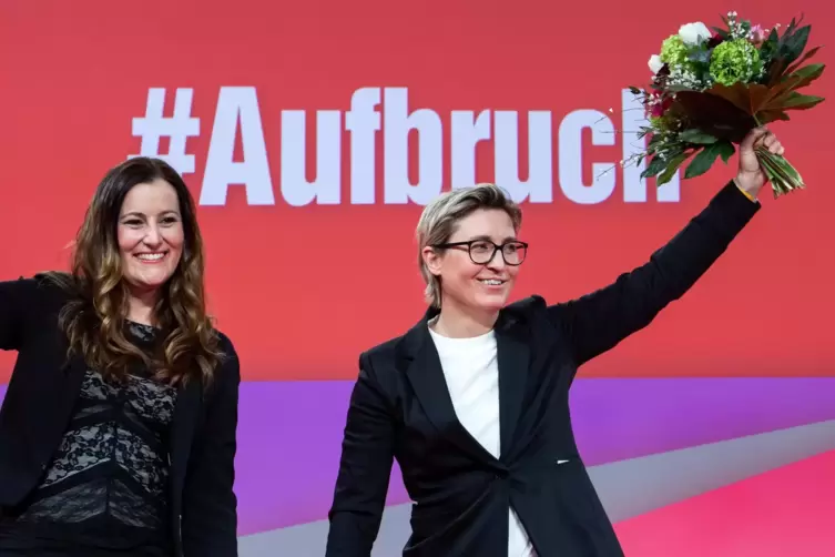 Ein Aufbruch, der keiner war: Janine Wissler (links) und Susanne Hennig-Wellsow konnten als Vorsitzende die Linkspartei nicht er