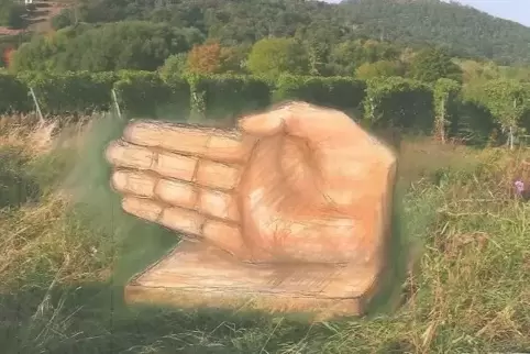 So soll die Handskulptur von Bernhard Mathäss aussehen. 