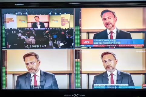Hielt seine Parteitagsrede aus der Corona-Quarantäne in Washington: FDP-Parteichef Christian Lindner in der Video-Schalte aus de
