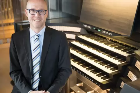 Verantwortet die Orgelkonzerte im Speyerer Dom: Domorganist Markus Eichenlaub.