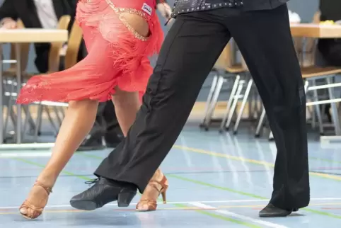 229360