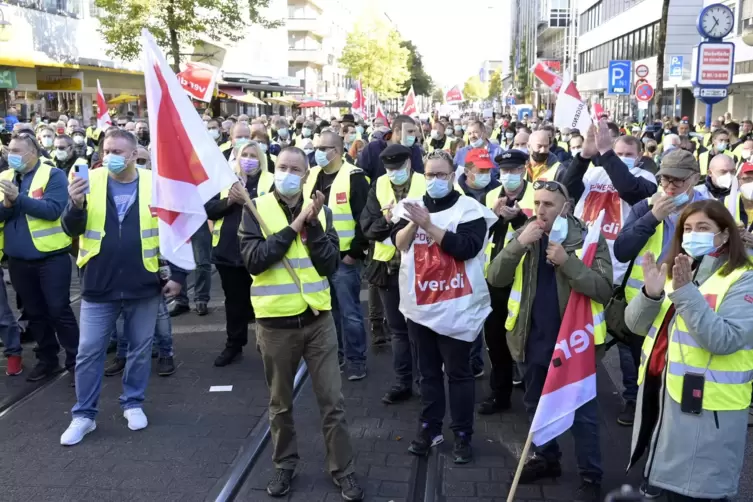 Streik der Busfahrer im Herbst 2021 in Mannheim. 