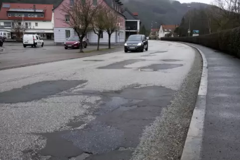Die Ortsdurchfahrt Offenbach-Hundheim wird auf gut einem Kilometer saniert.